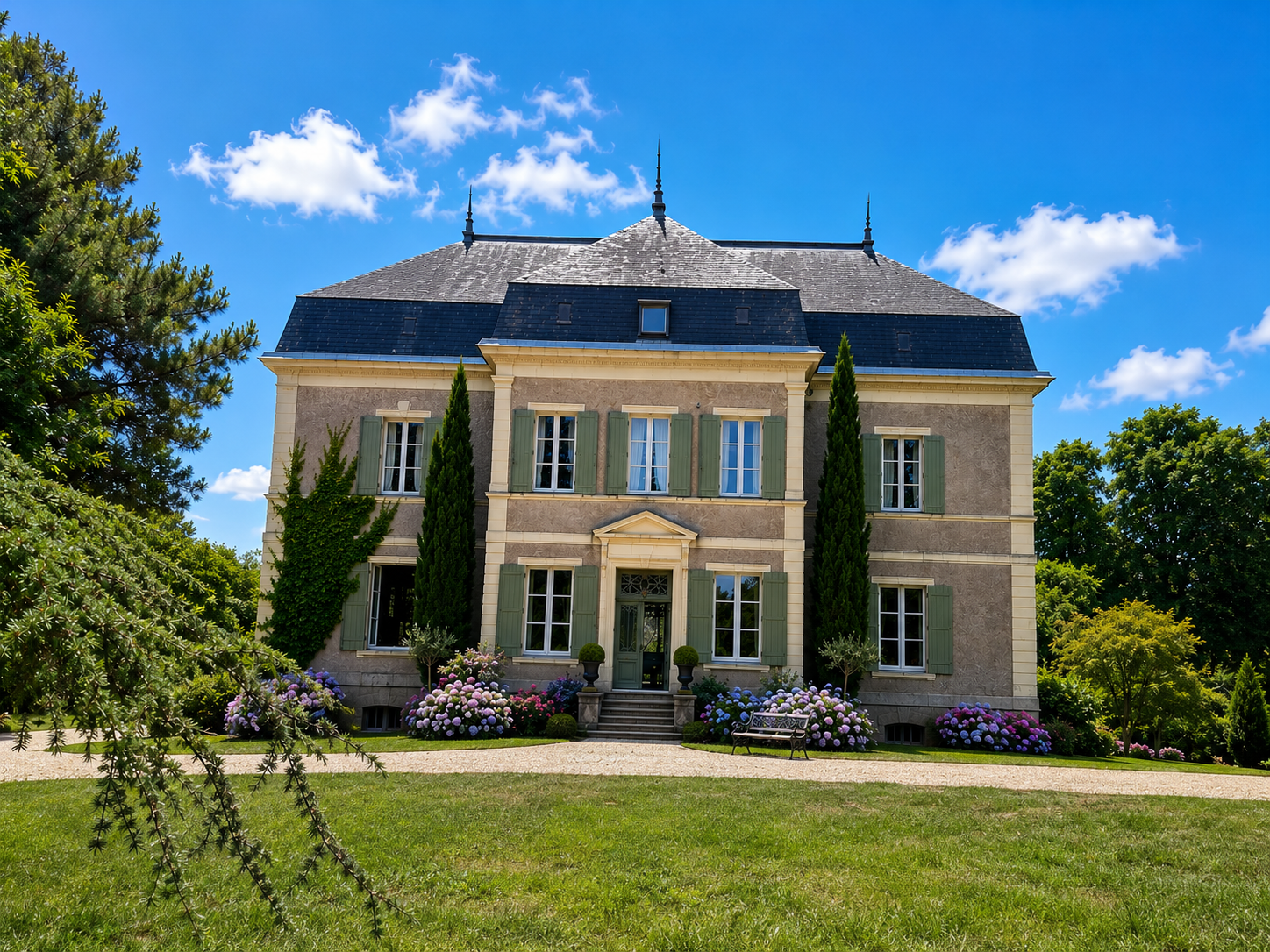 maison 20 Pièces en vente sur VALLONS DE L ERDRE (44540)