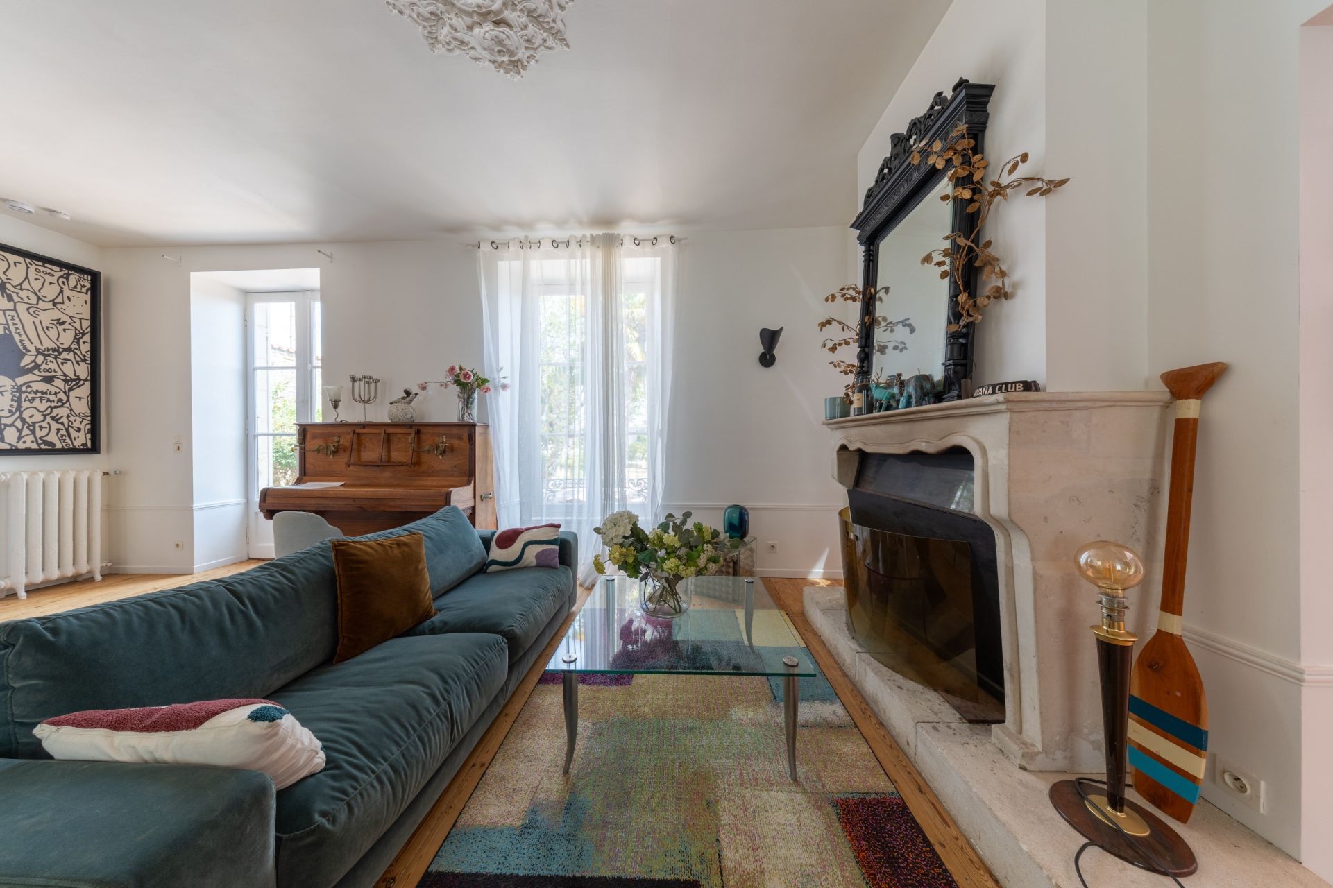 mansion 6 Rooms for sale on LUCON (85400)
