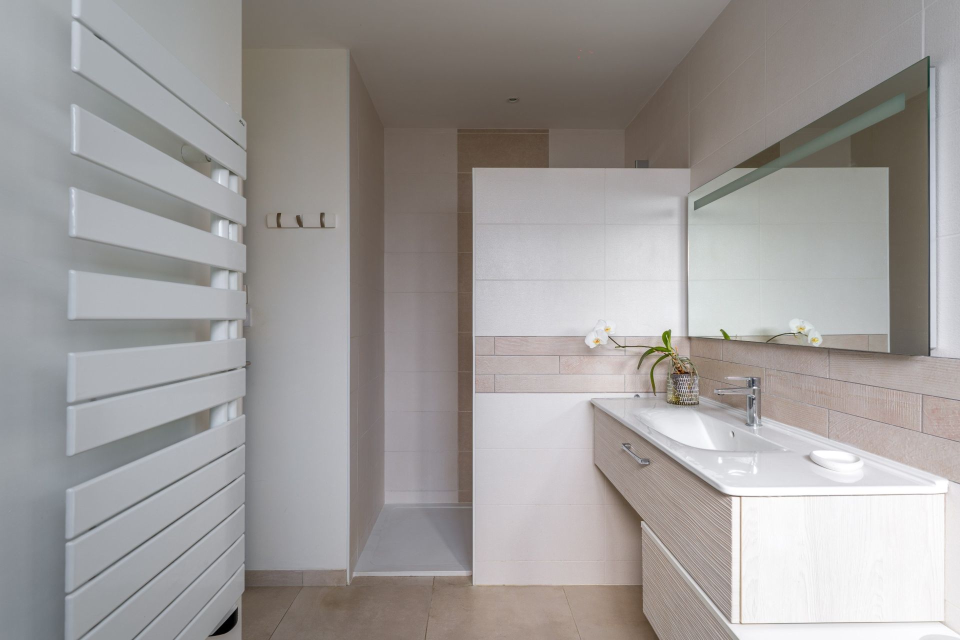 house 6 Rooms for sale on VERTOU (44120)