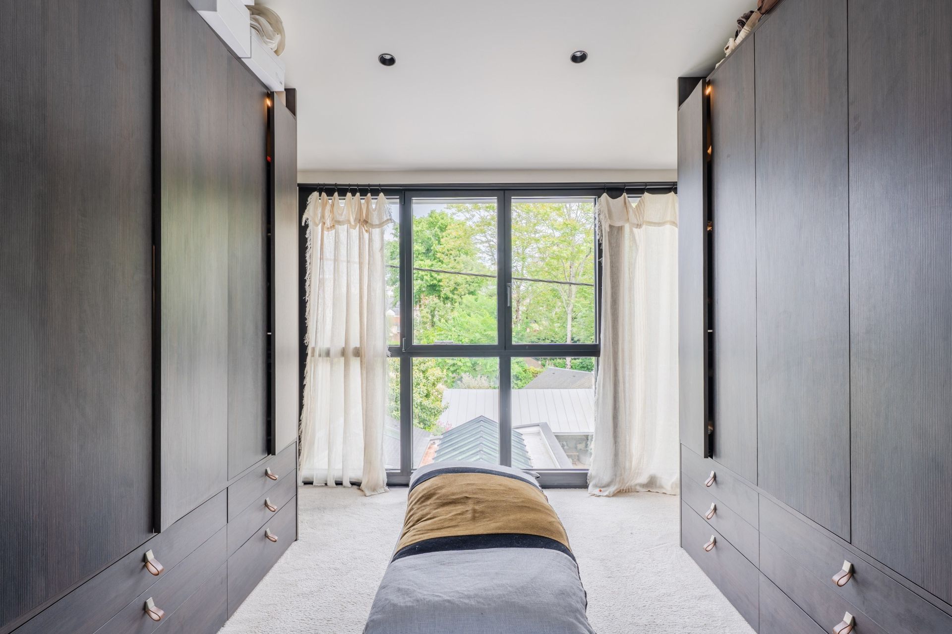 house 7 Rooms for sale on NANTES (44000)