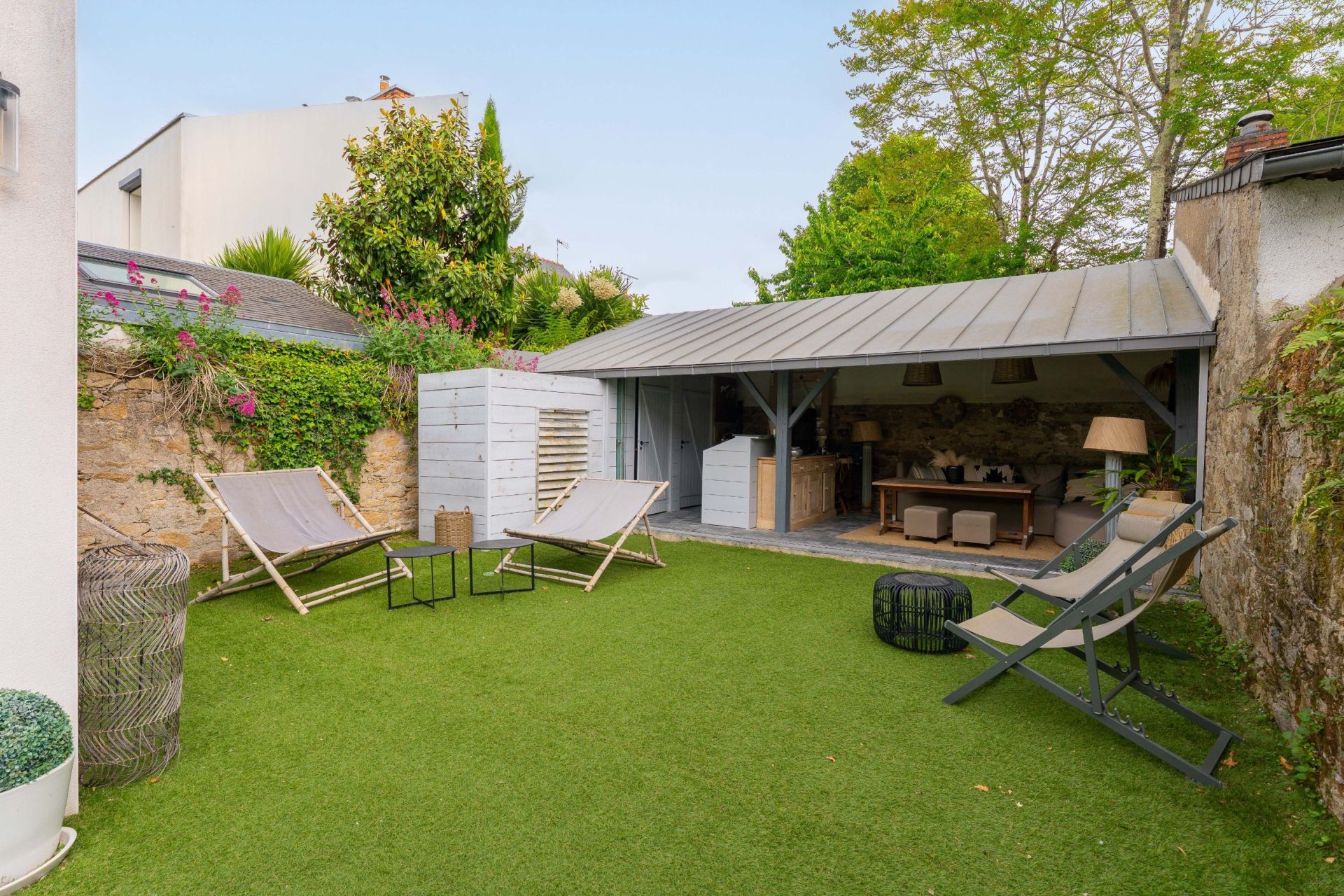 house 7 Rooms for sale on NANTES (44000)
