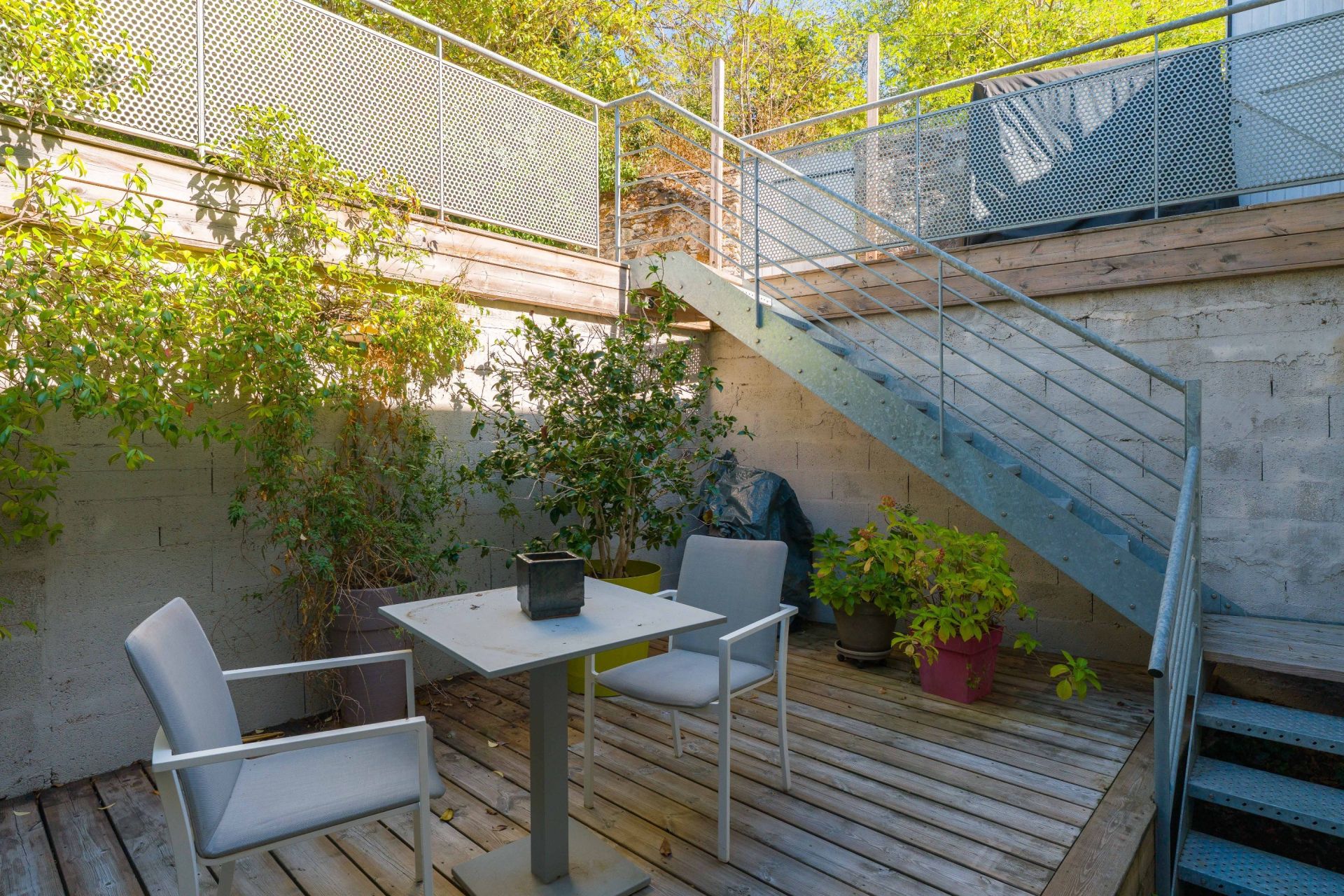 house 9 Rooms for sale on VERTOU (44120)