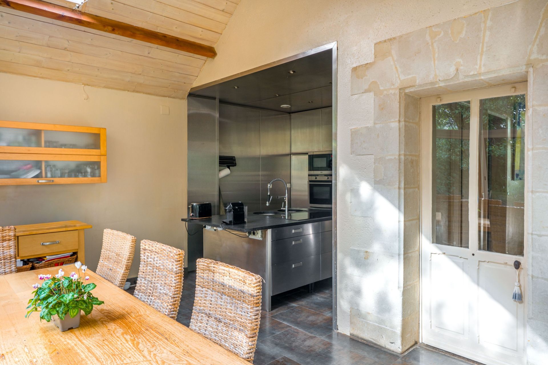 house 8 Rooms for sale on NANTES (44100)