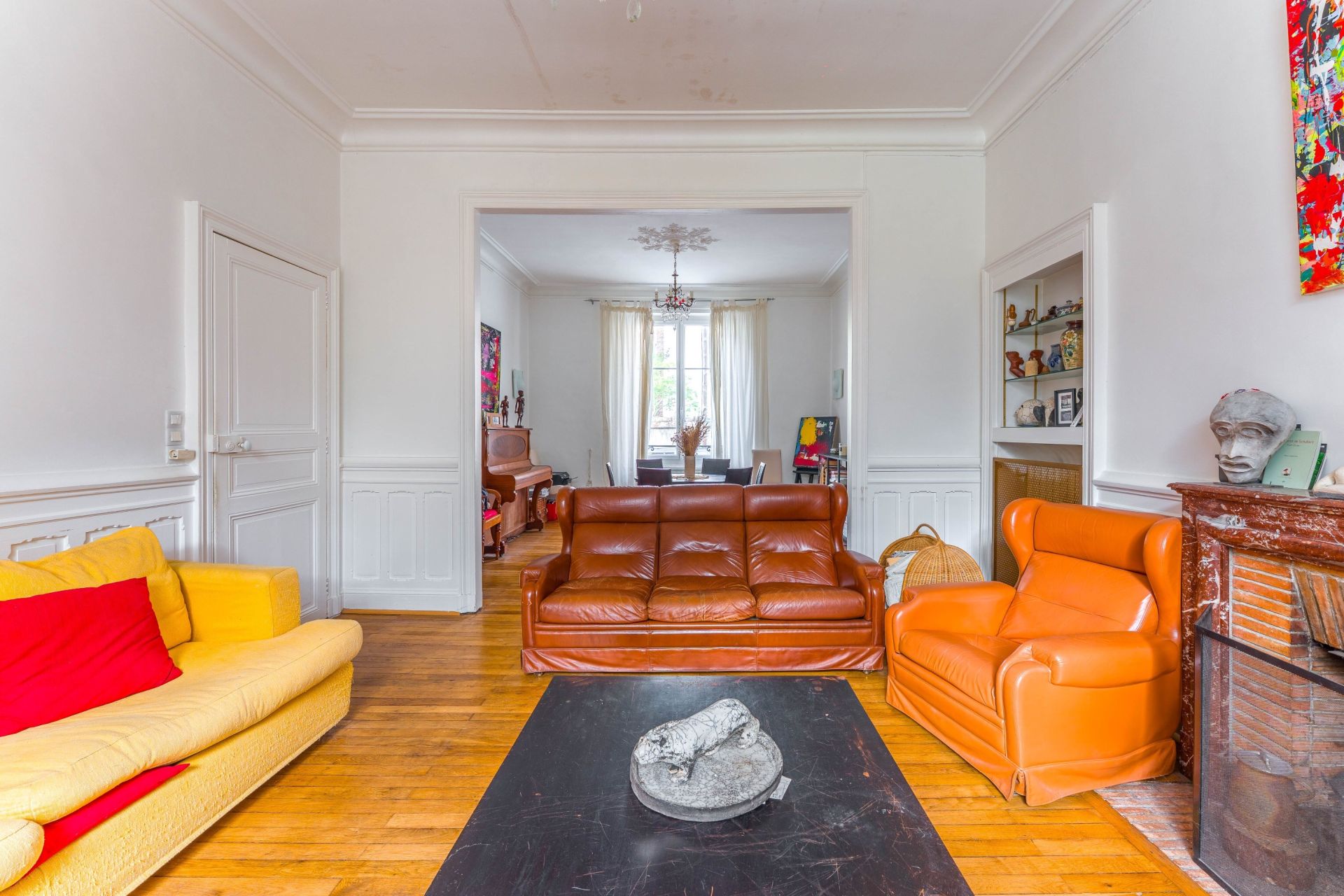 house 8 Rooms for sale on NANTES (44100)