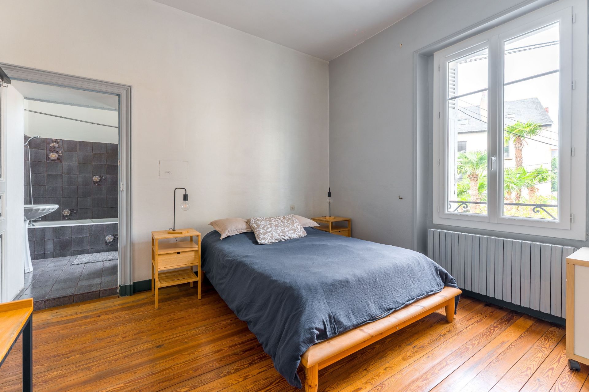 house 8 Rooms for sale on NANTES (44100)