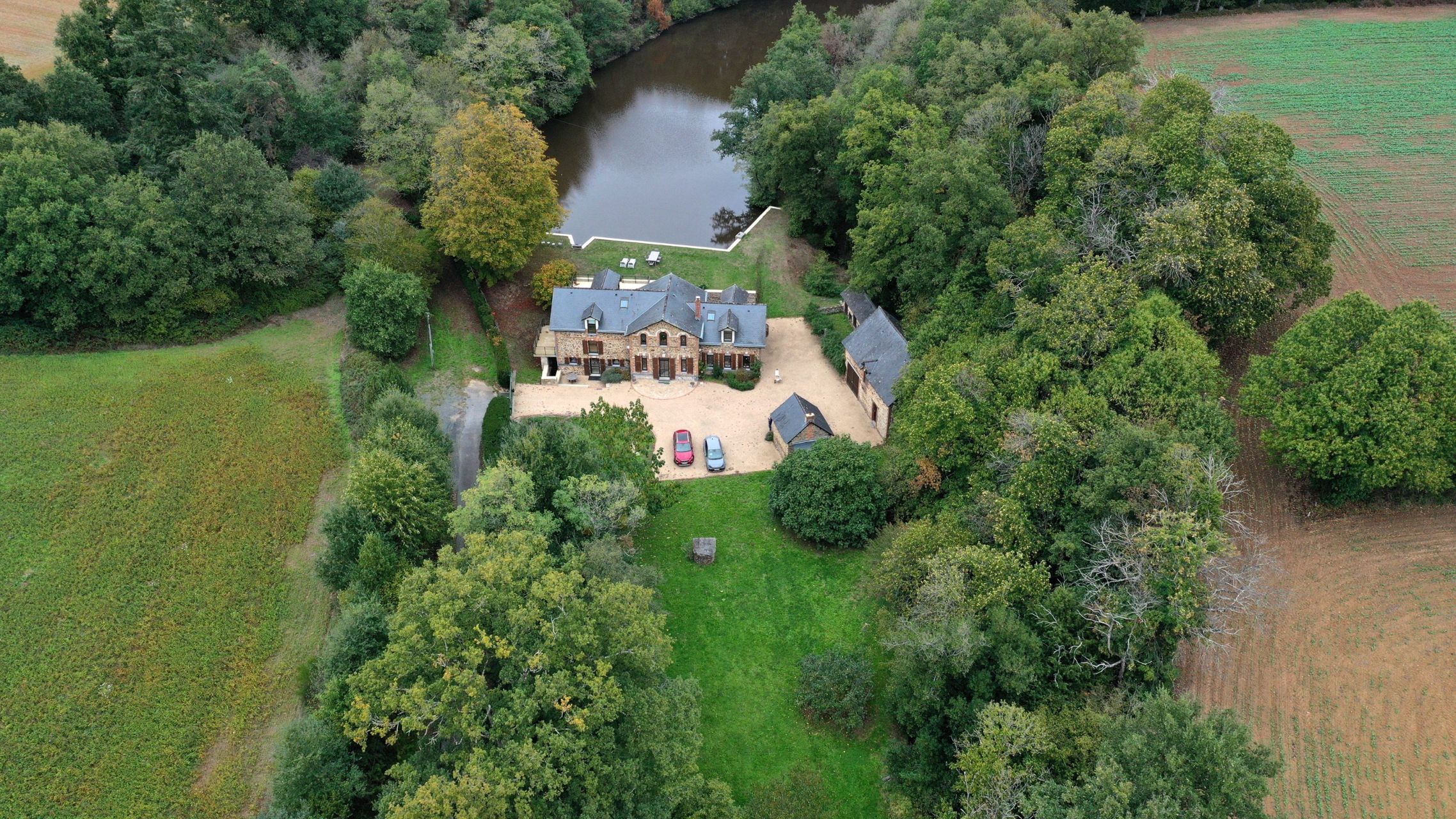 moulin 6 Pièces en vente sur ROUGE (44660)